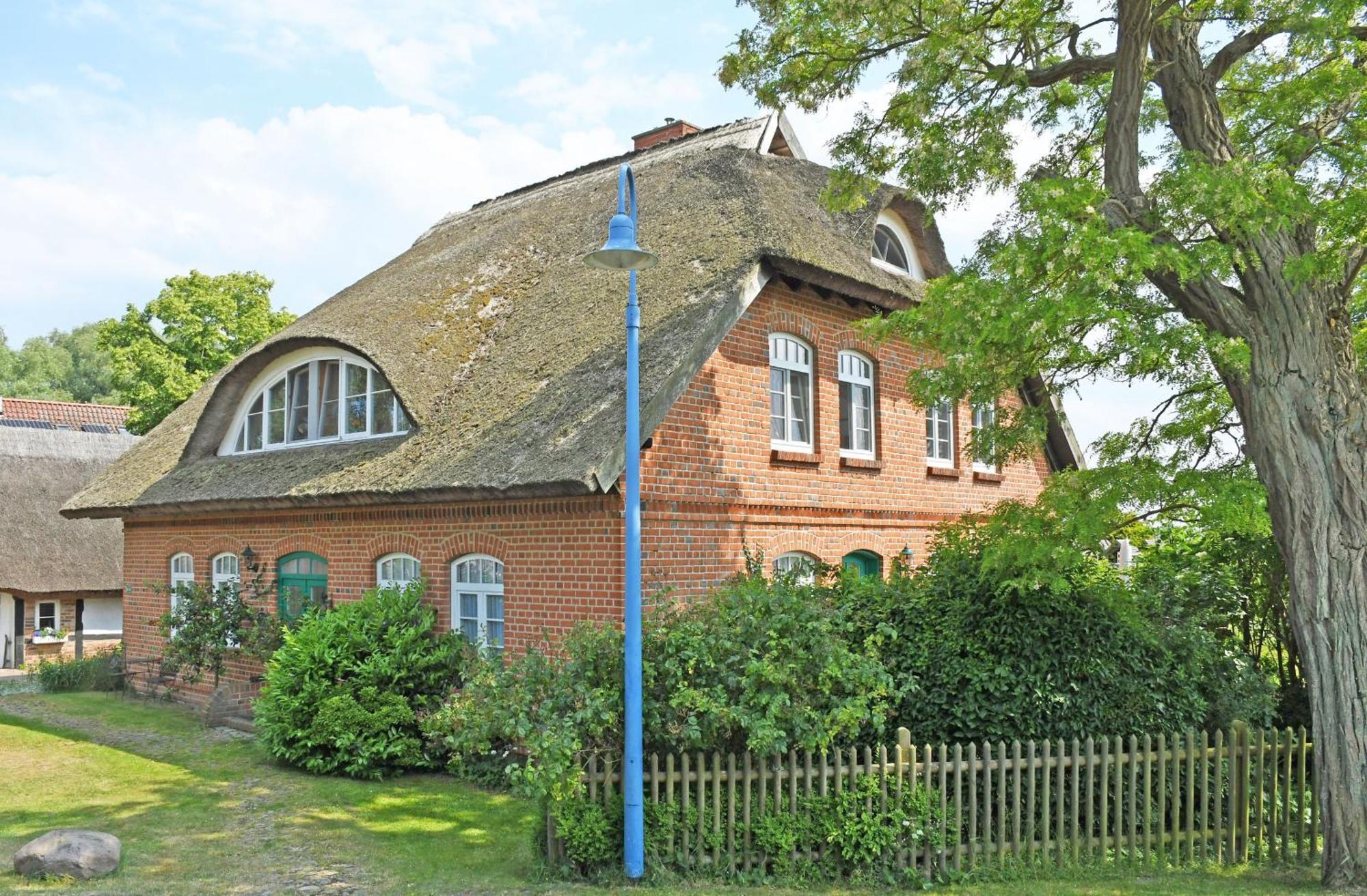 Landhaus Am Deich Миделхаген Екстериор снимка